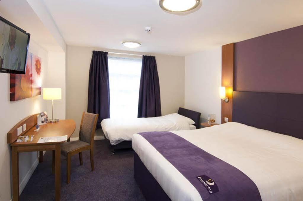 Premier Inn South Mimms/Potters Bar Hotel Exterior foto